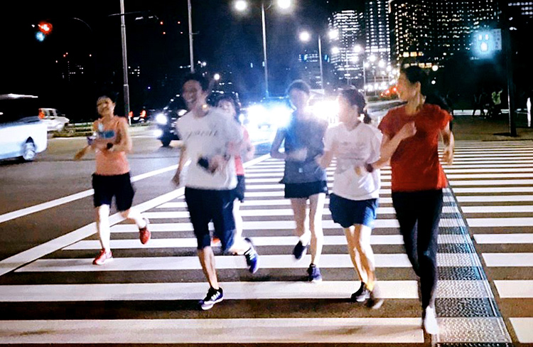 毎週火曜日、定例皇居練習会